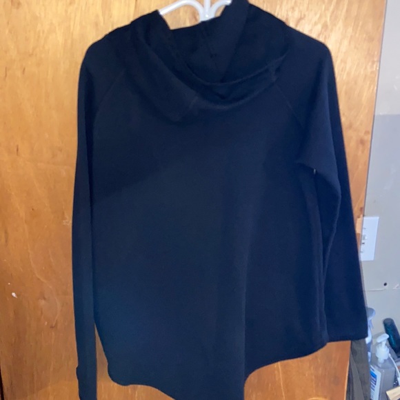 Nike Women’s Tech Fleece Cape Fleece Jacket Black - Picture 2 of 3